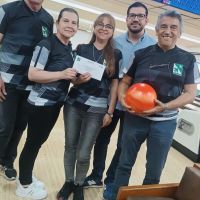 Primer Puesto: Equipo Bowling Stones